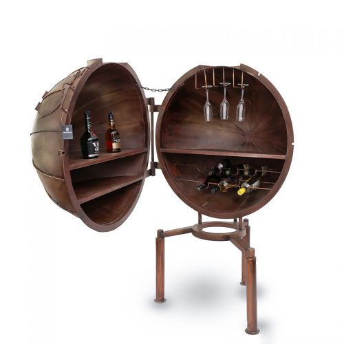 Uniek en handgemaakt  Steampunk Wijnbar 100x120x159cm (Open 162x170x159cm)
