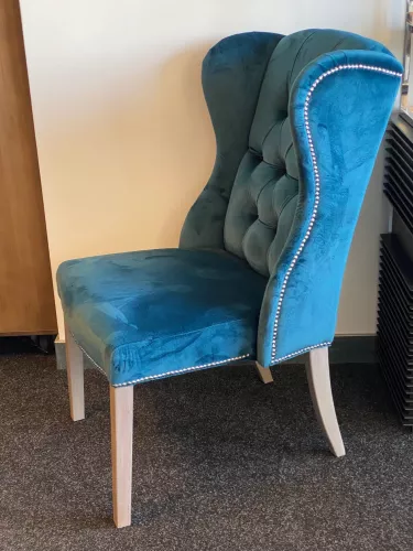 Uniek en handgemaakt  Roxy eetkamerstoel modern landelijk design