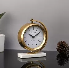 Uniek en handgemaakt  Table Clock Hanibal