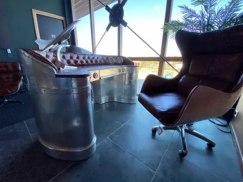 Uniek en handgemaakt  Vliegtuig Schrijftafel Eddison 185x86,5x100cm